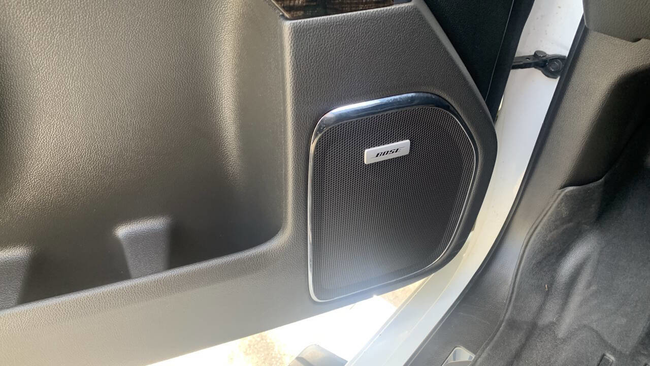 Used 2015 GMC Sierra 2500 Denali w/ Duramax Plus Package AWD/4WD image 34