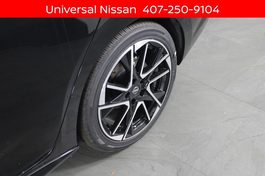 New 2025 Nissan Sentra SR w/ SR Premium Package image 8