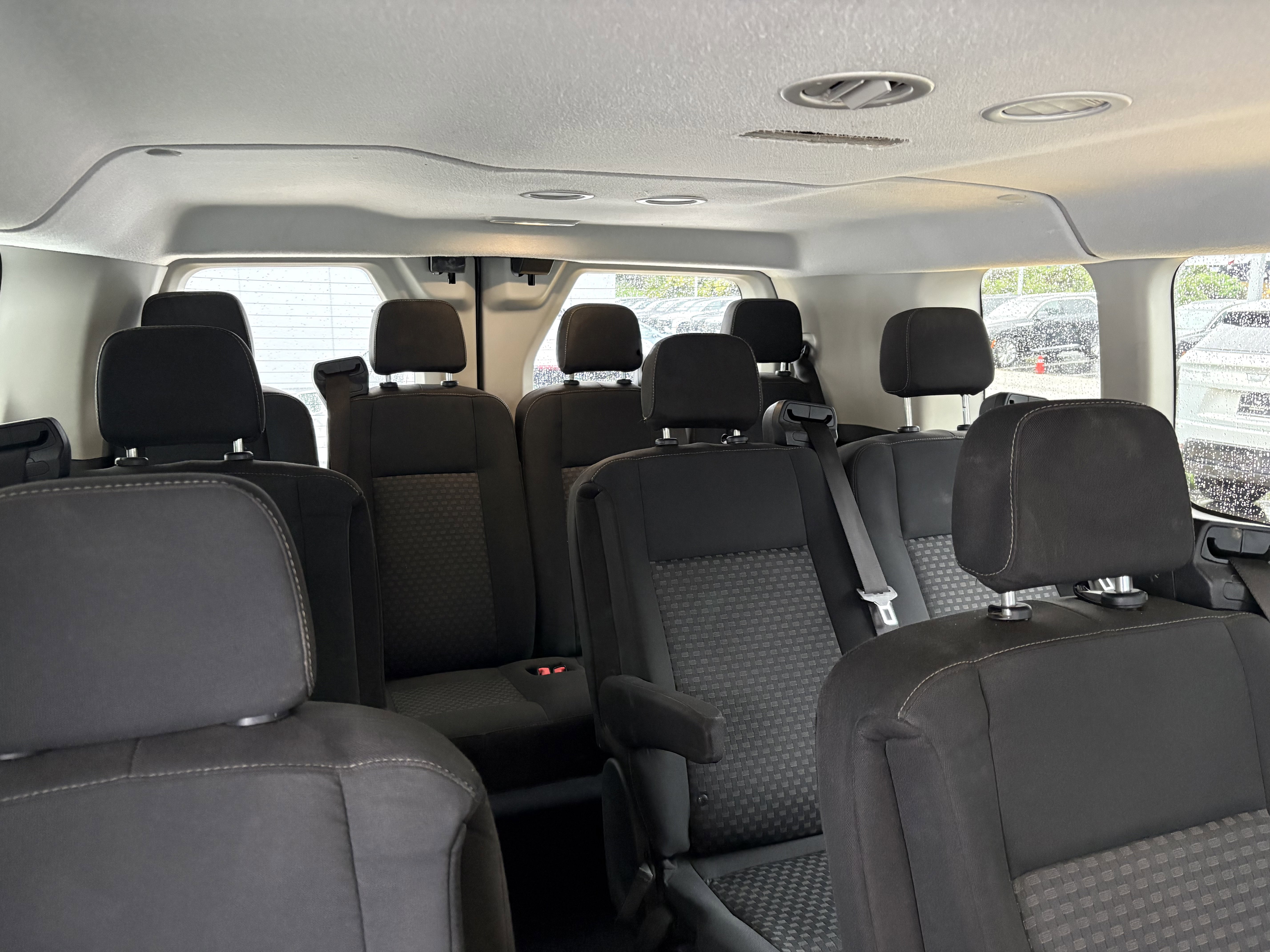 Used 2023 Ford Transit 350 XLT image 22