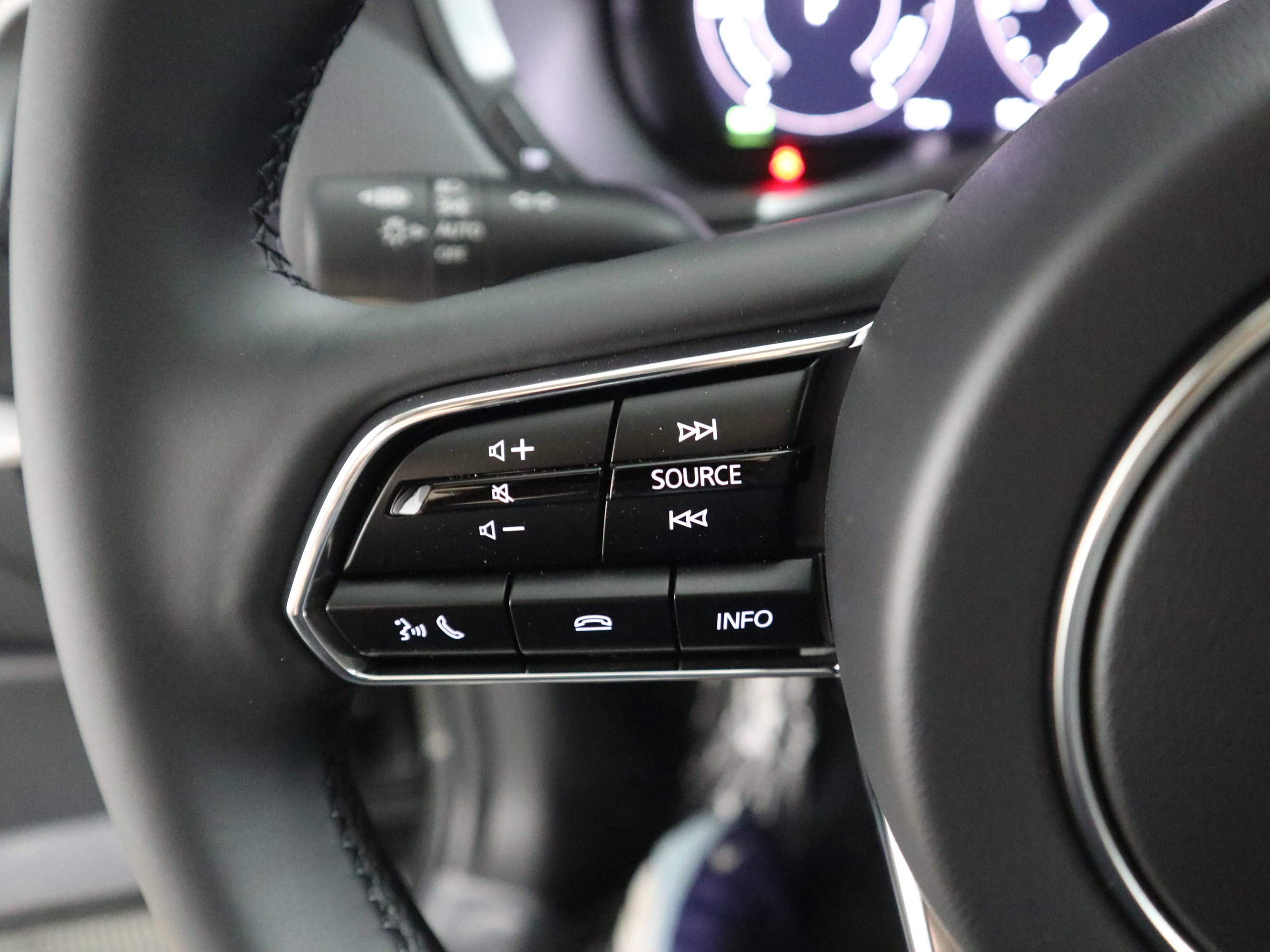 New 2026 MAZDA CX-90 Plug-In Hybrid w/ Preferred AWD/4WD image 27