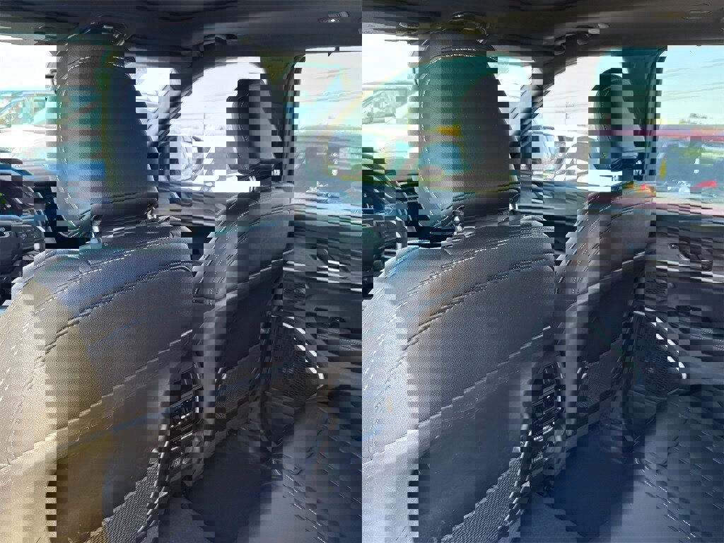 Used 2024 Jeep Grand Cherokee Limited 4xe w/ Luxury Tech Group II image 26