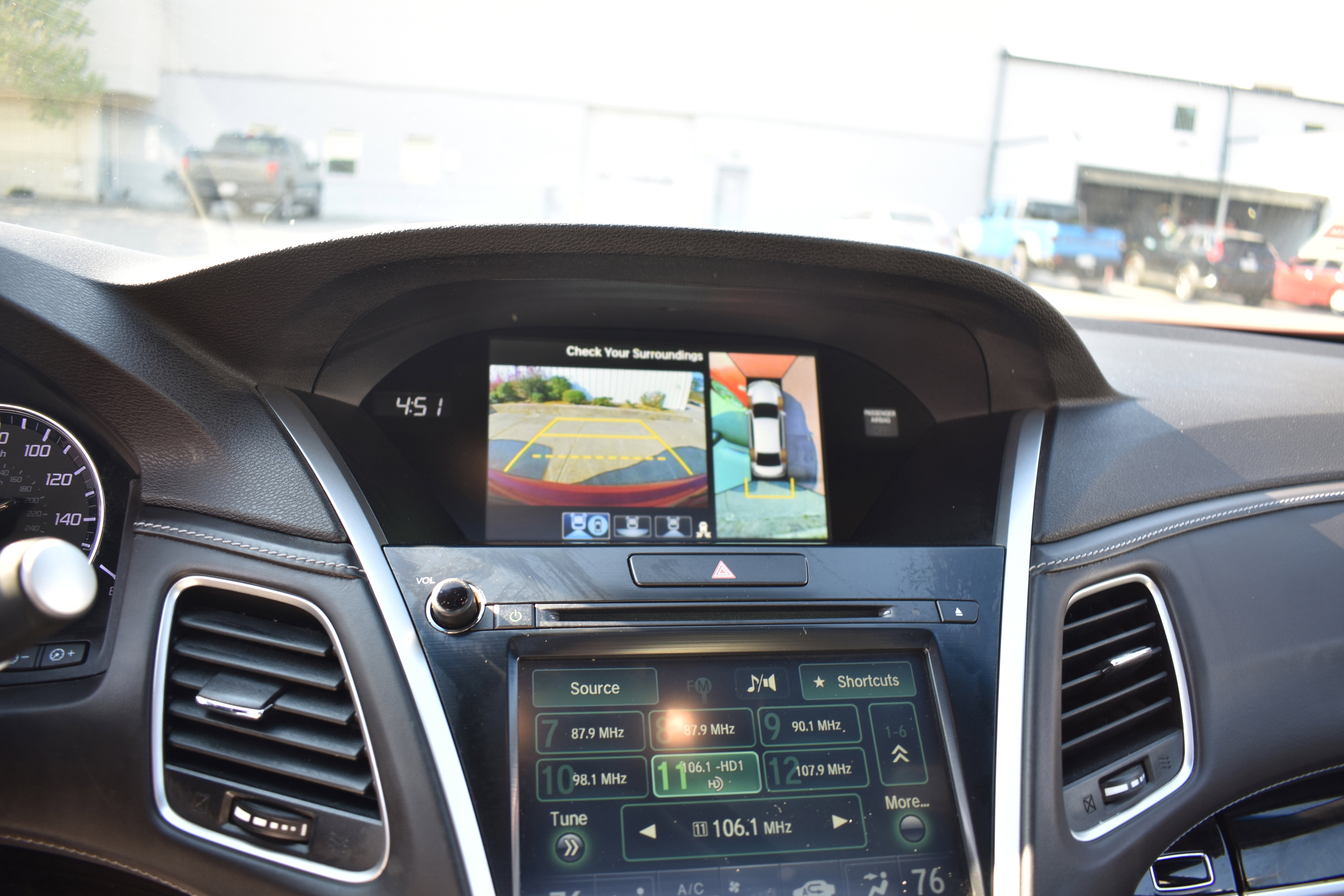 Used 2020 Acura RLX Sport Hybrid w/ Advance Pkg image 18