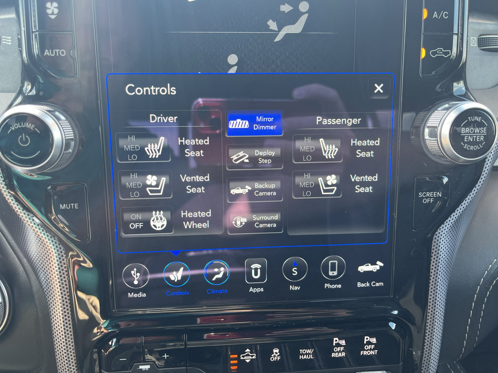 Used 2020 RAM 1500 Limited AWD/4WD image 22