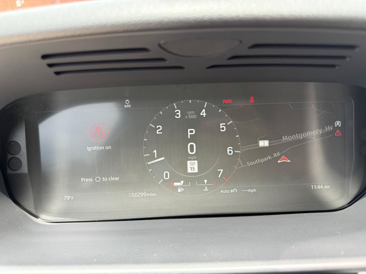 Used 2022 Land Rover Discovery S AWD/4WD image 22