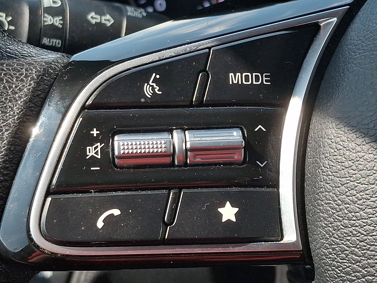 Certified 2024 Kia Forte LXS FWD image 22