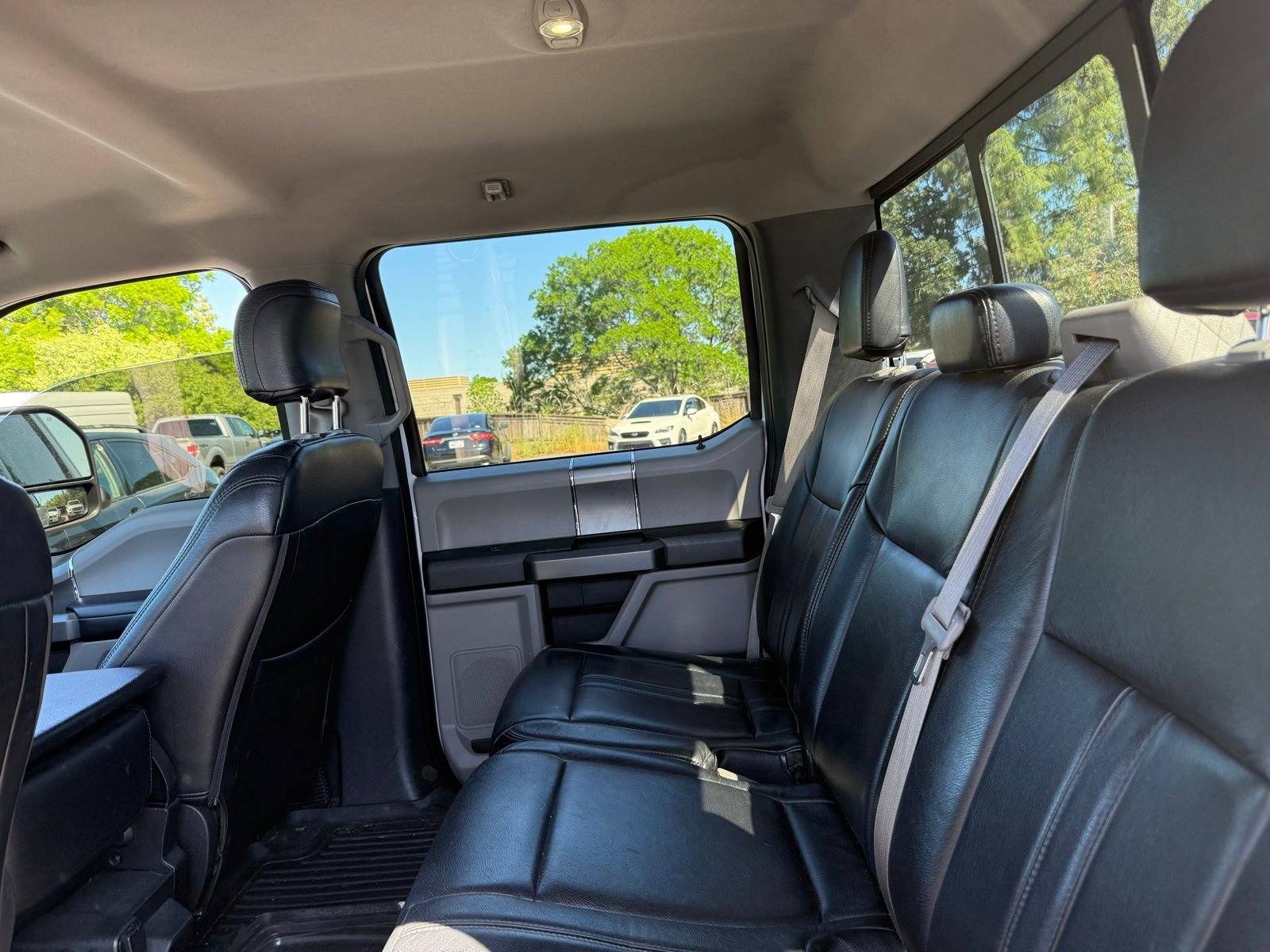 Used 2015 Ford F150 XLT w/ Equipment Group 302A Luxury image 15