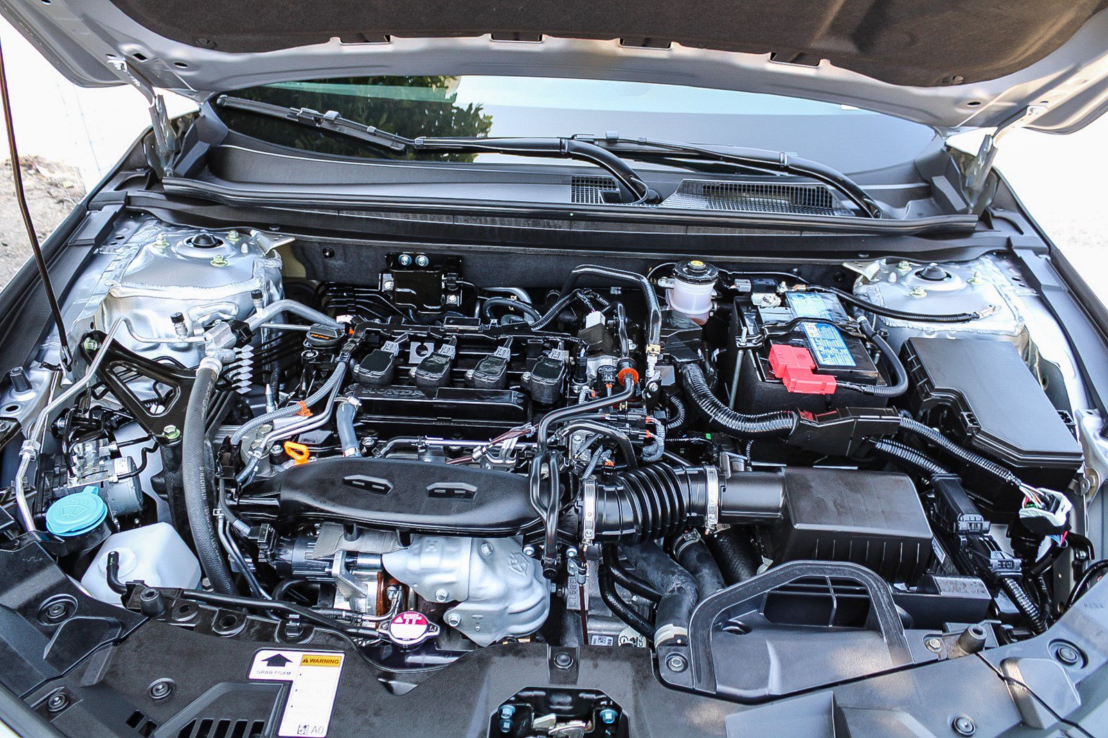 Certified 2025 Honda Accord LX image 28