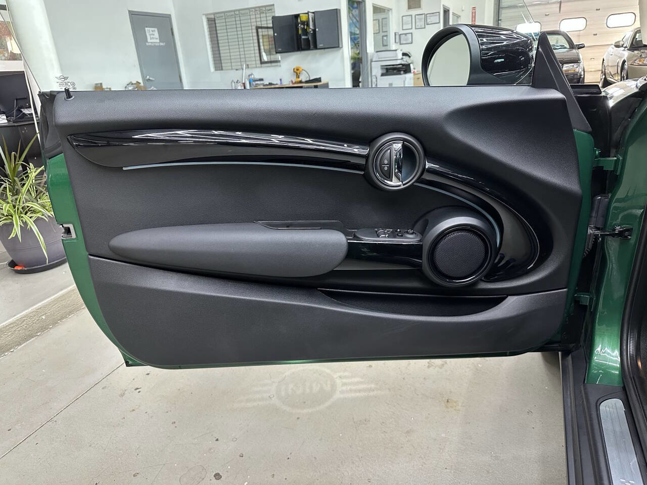 Used 2022 MINI Cooper SE image 10