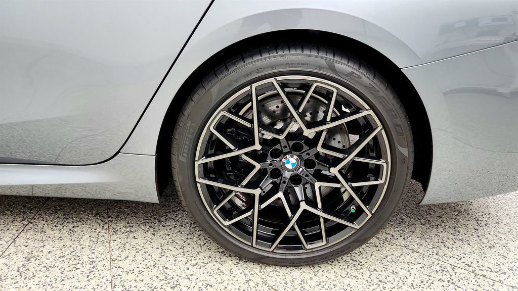 Used 2022 BMW M8 Gran Coupe xDrive Competition w/ Comfort Seating Package AWD/4WD image 9
