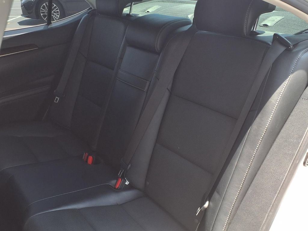 Used 2015 Lexus ES 350 w/ Premium Package FWD image 22