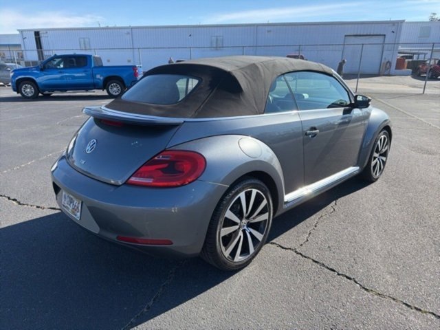 Used 2013 Volkswagen Beetle TDI image 3