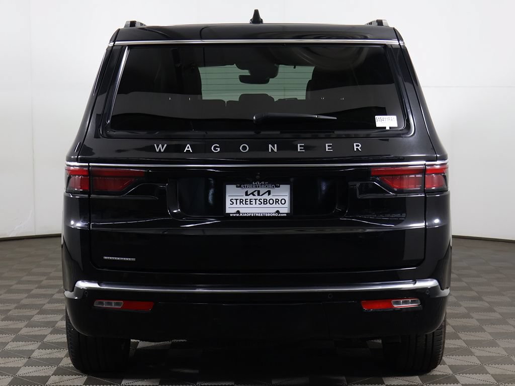 Used 2023 Jeep Wagoneer 4WD w/ Premium Group I image 16