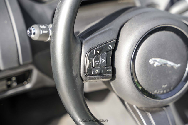 Used 2015 Jaguar F-TYPE S RWD image 38