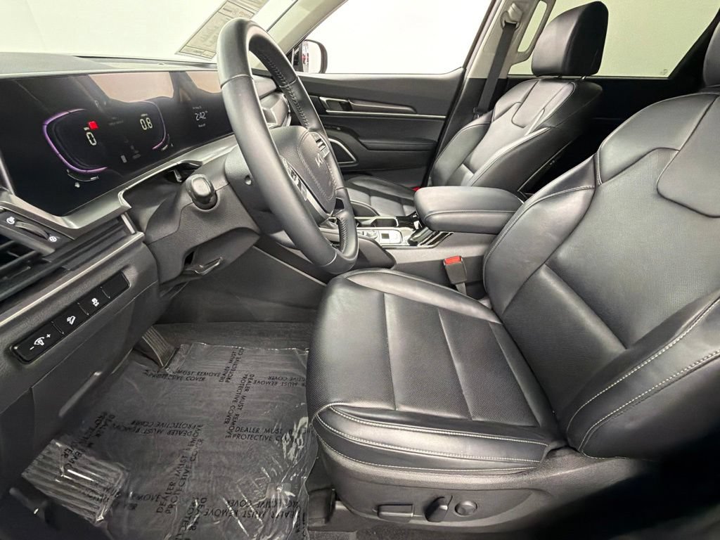 Used 2024 Kia Telluride S w/ S Sunroof Package FWD image 22
