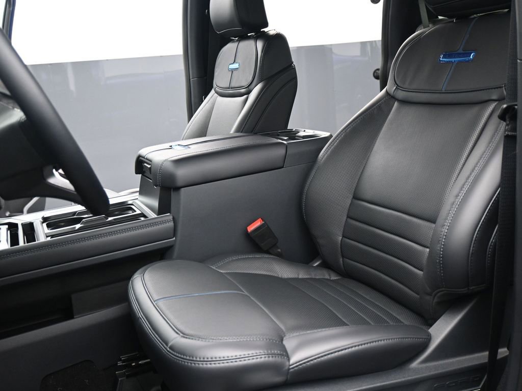 New 2026 Ford F250 Platinum w/ Tremor Off-Road Package image 12