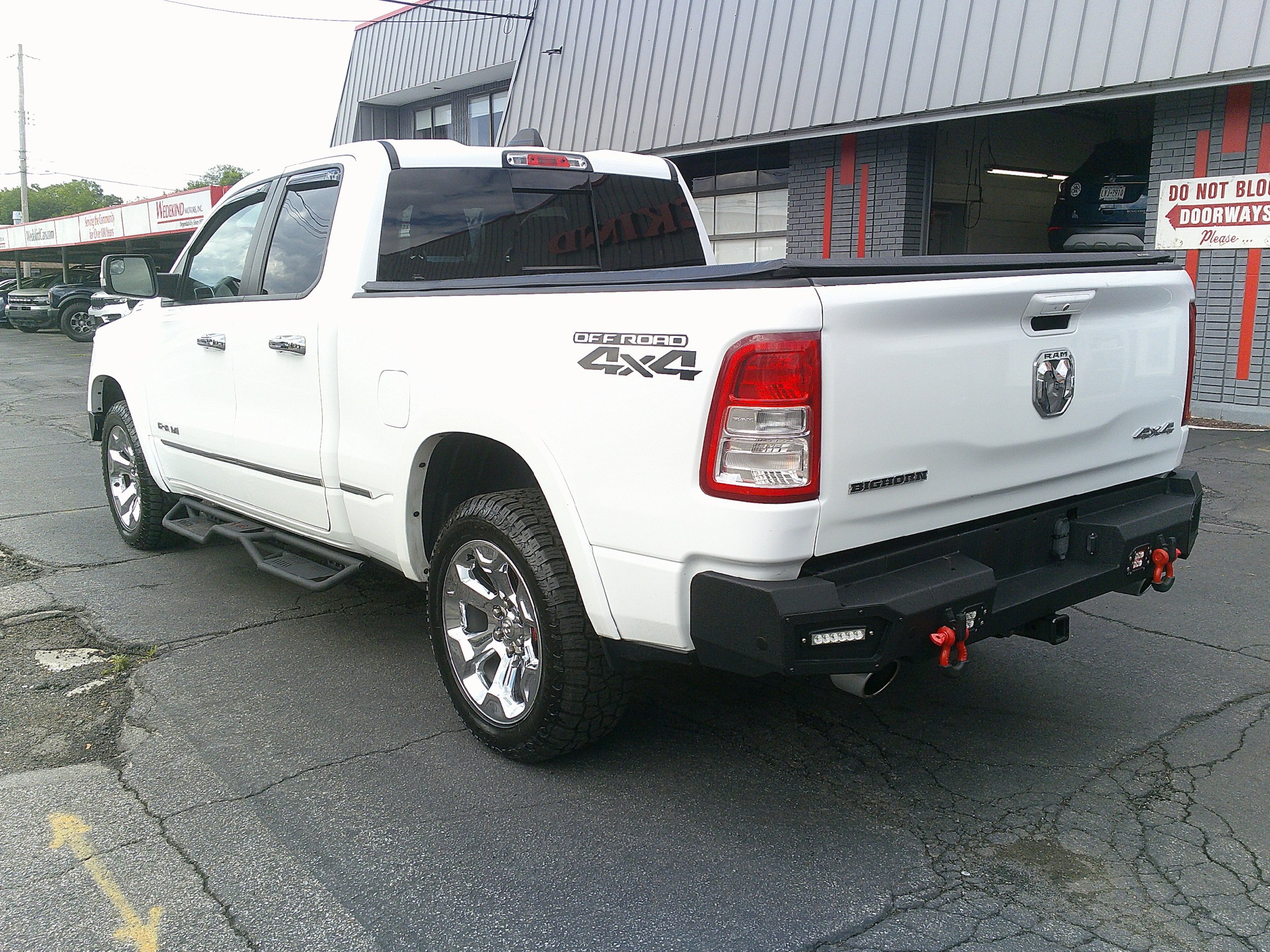 Used 2020 RAM 1500 Big Horn AWD/4WD image 10