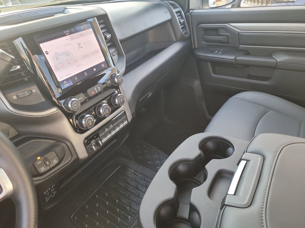 New 2026 RAM 4500 Tradesman w/ Chrome Appearance Group AWD/4WD image 17