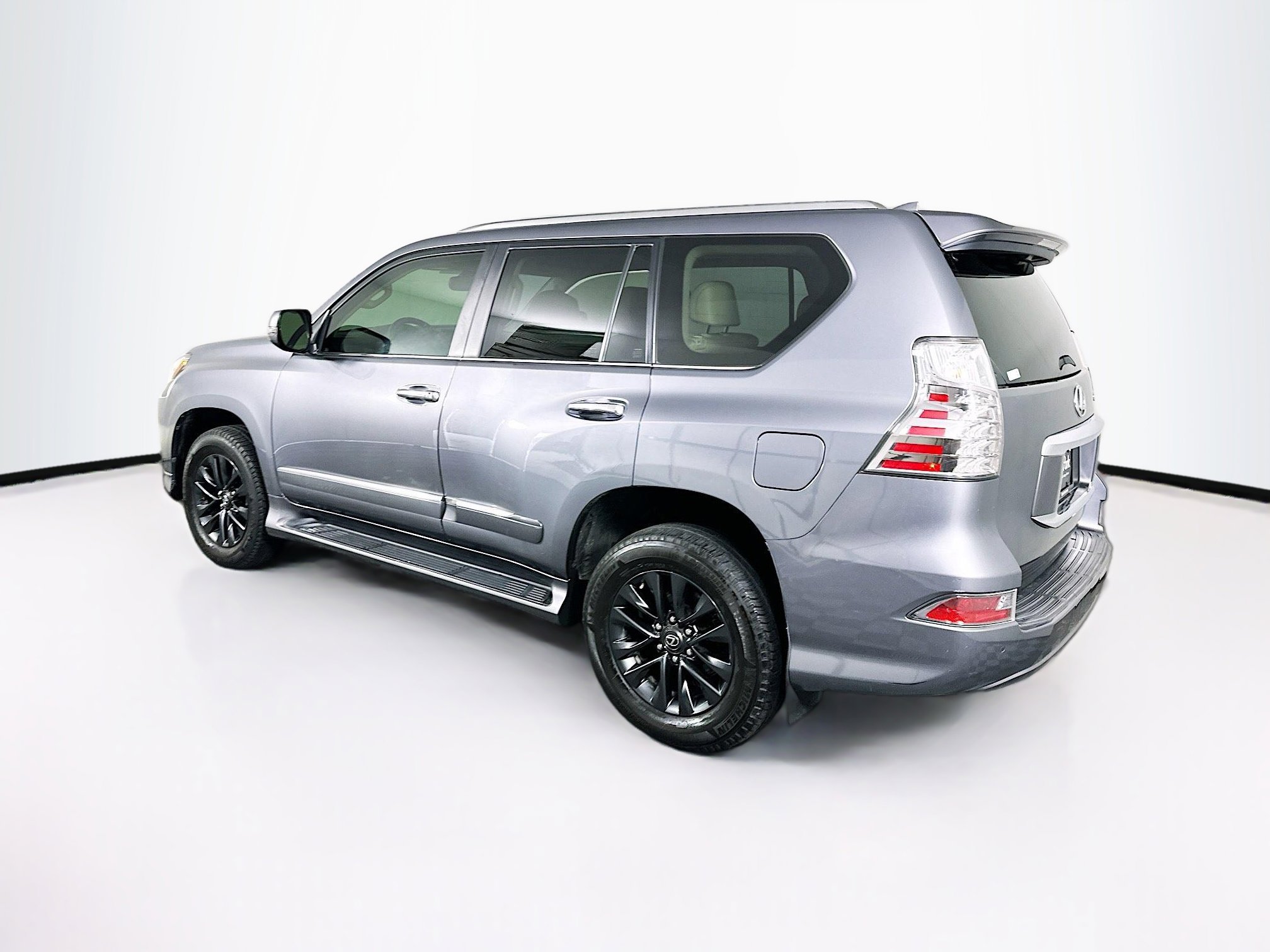 Used 2017 Lexus GX 460 Premium image 5