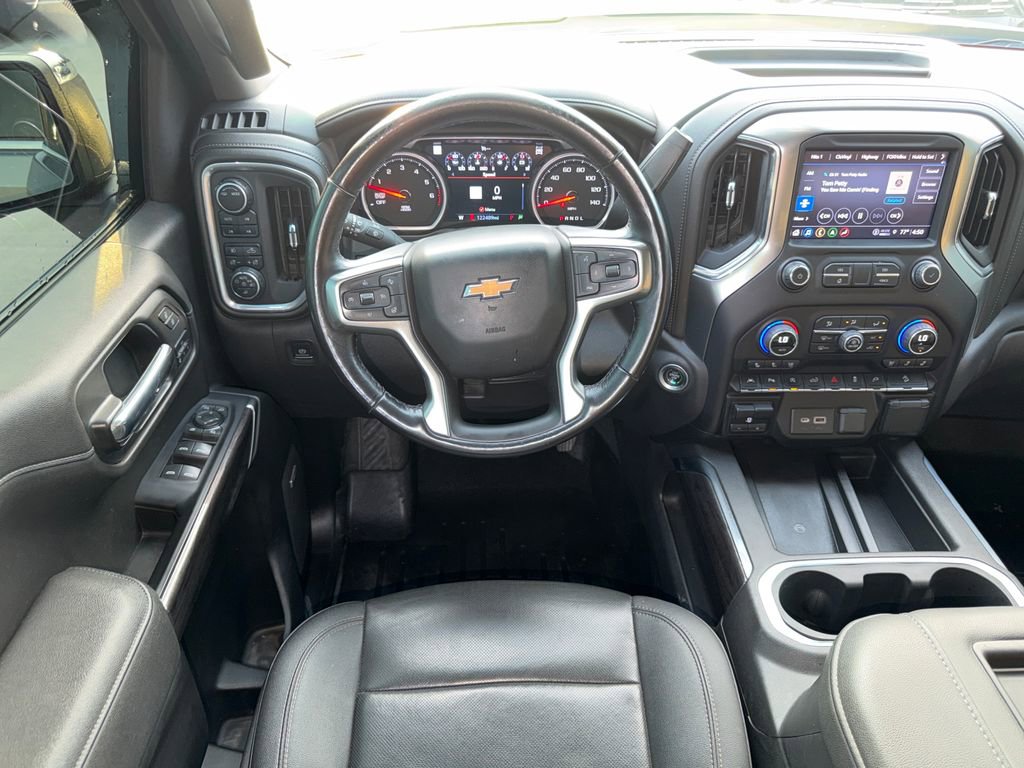 Certified 2022 Chevrolet Silverado 1500 LTZ w/ LTZ Premium Package image 17