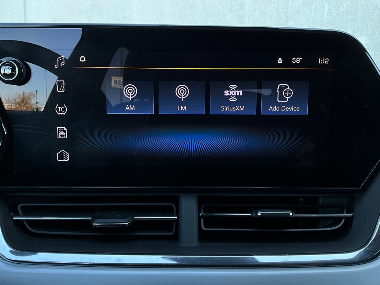 Used 2025 Chevrolet Trax LT image 29