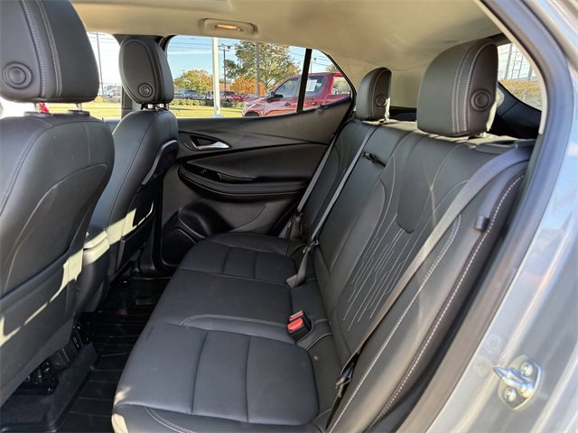 Used 2025 Buick Encore GX Avenir image 25