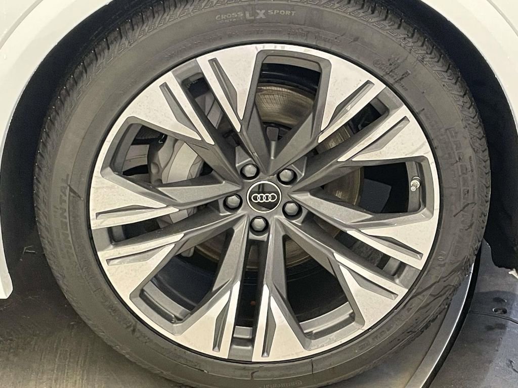 New 2026 Audi Q8 Premium Plus image 14