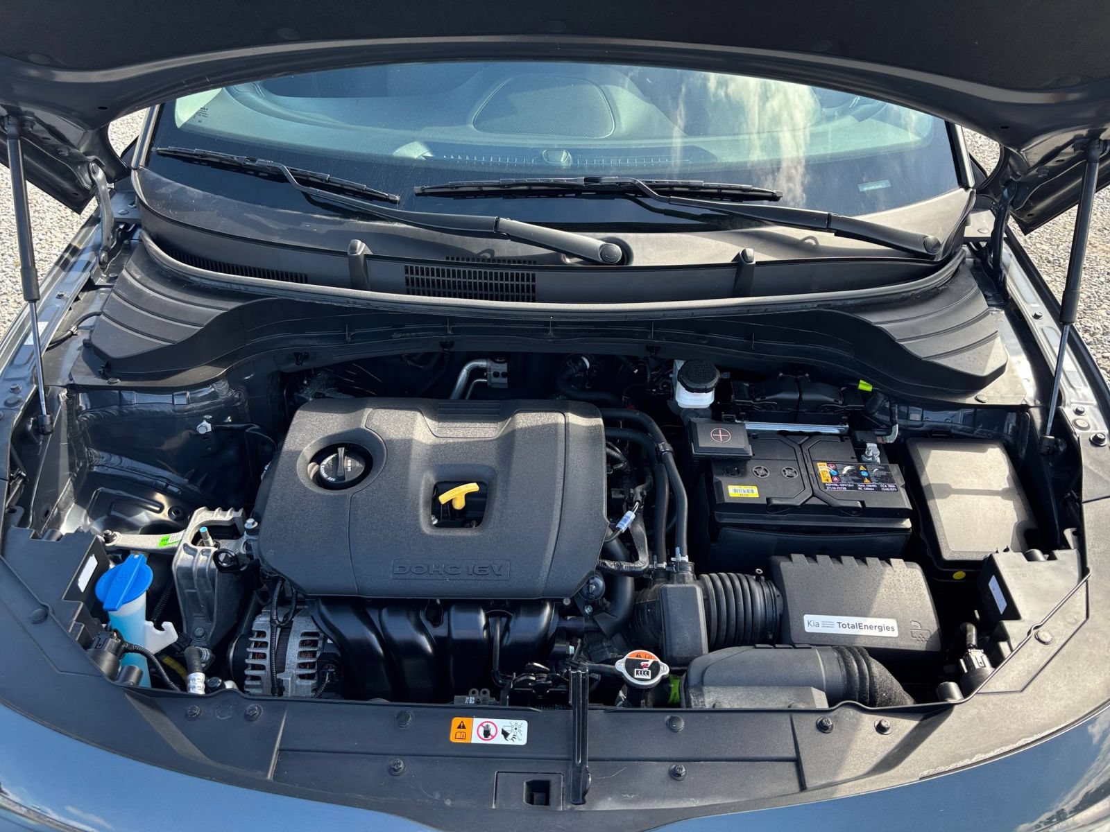 Used 2025 Kia Soul LX w/ LX Technology Package FWD image 30