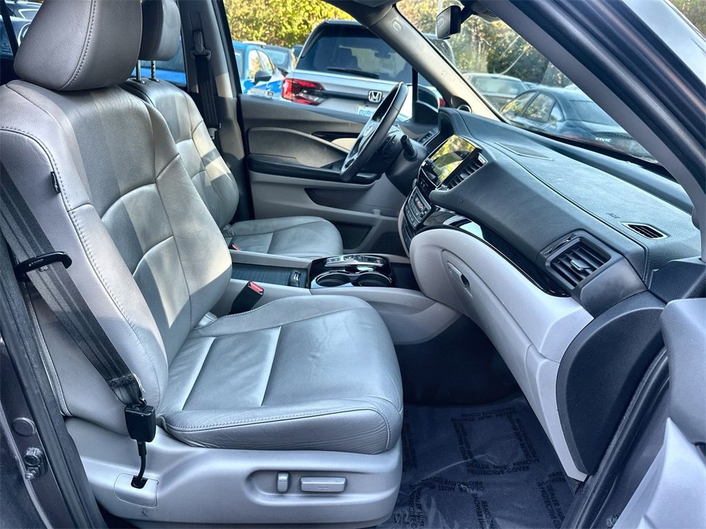 Used 2022 Honda Pilot Touring image 26
