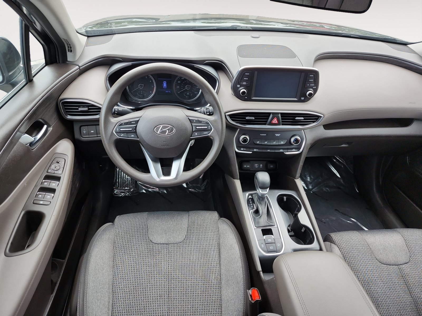 Used 2020 Hyundai Santa Fe SE AWD/4WD image 10