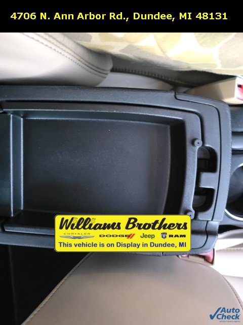 Used 2013 Chrysler 200 Limited w/ Sun/Sound Group image 20