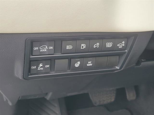 Used 2024 Toyota Sequoia Capstone image 42