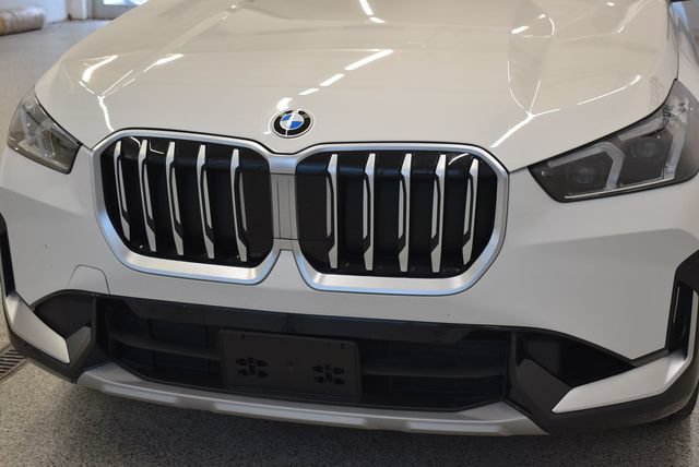 Used 2023 BMW X1 xDrive28i w/ Convenience Package AWD/4WD image 14