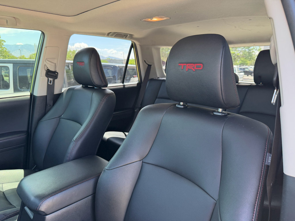 Used 2023 Toyota 4Runner TRD Off-Road Premium w/ Moonroof Package AWD/4WD image 26