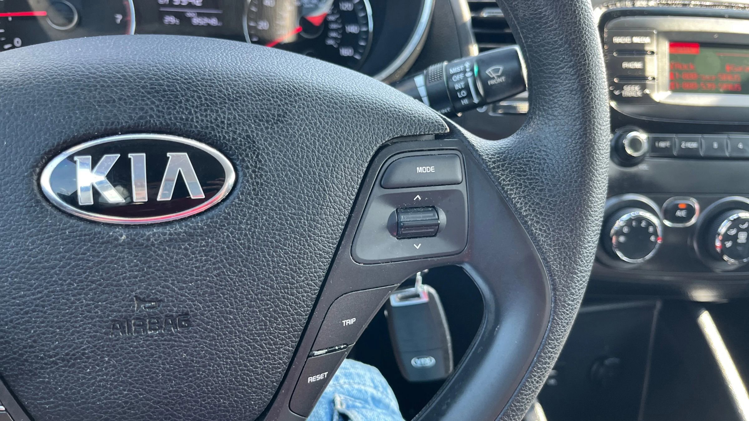 Used 2017 Kia Forte LX image 22