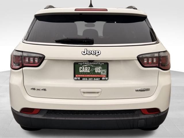 Used 2018 Jeep Compass Latitude w/ Popular Equipment Group image 8