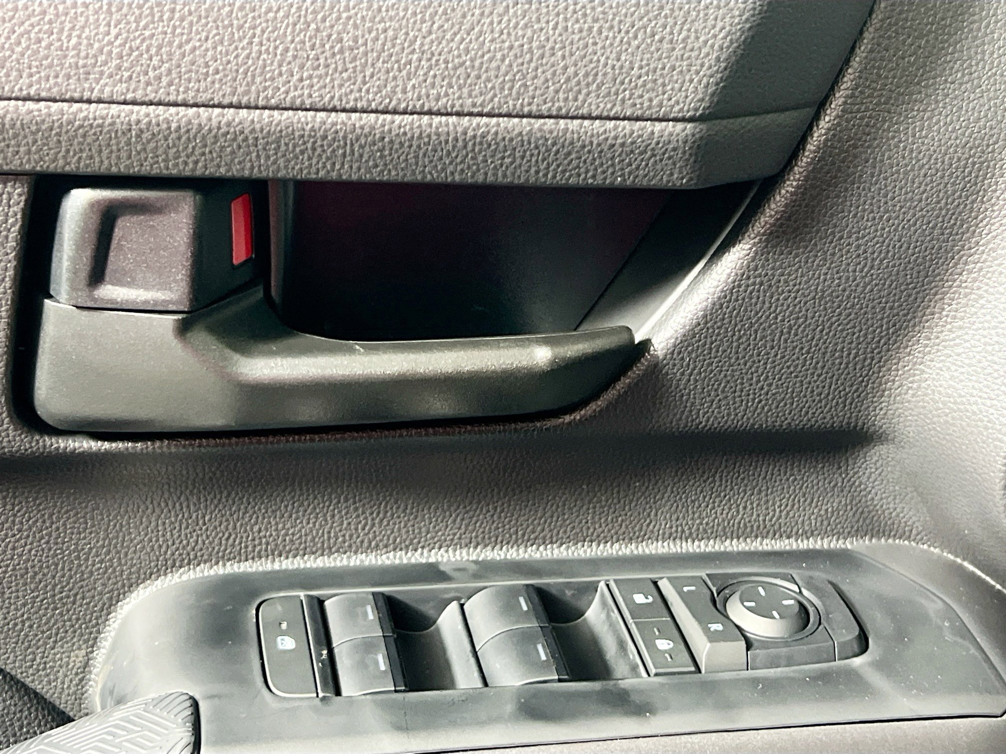 New 2026 Toyota Tacoma SR5 image 16