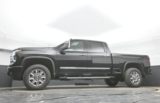 Used 2026 Chevrolet Silverado 2500 High Country w/ Technology Package AWD/4WD image 49