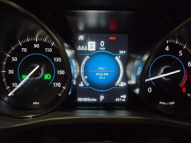 Used 2020 Jaguar F-PACE Premium image 22