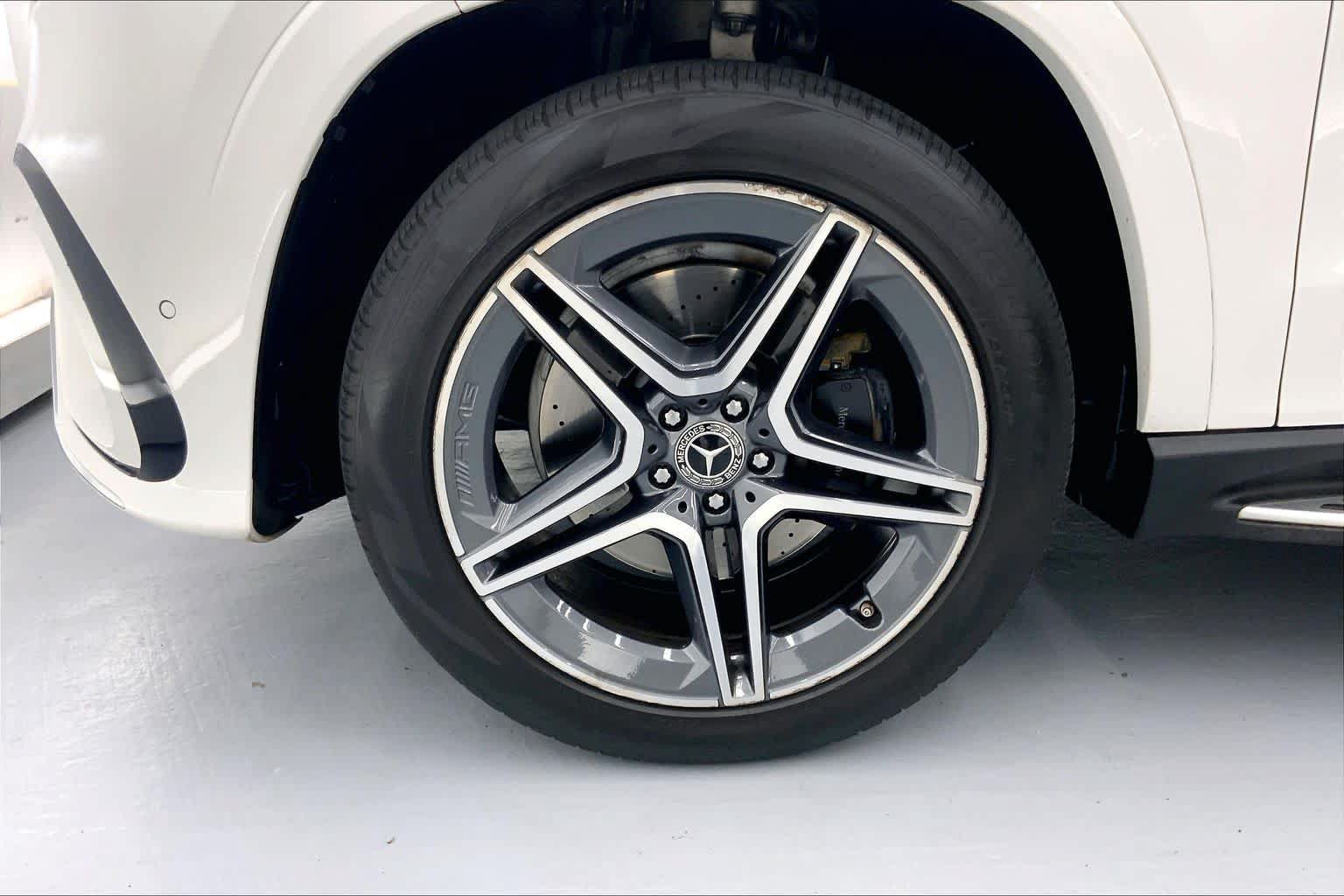 Used 2024 Mercedes-Benz GLS 450 4MATIC image 8
