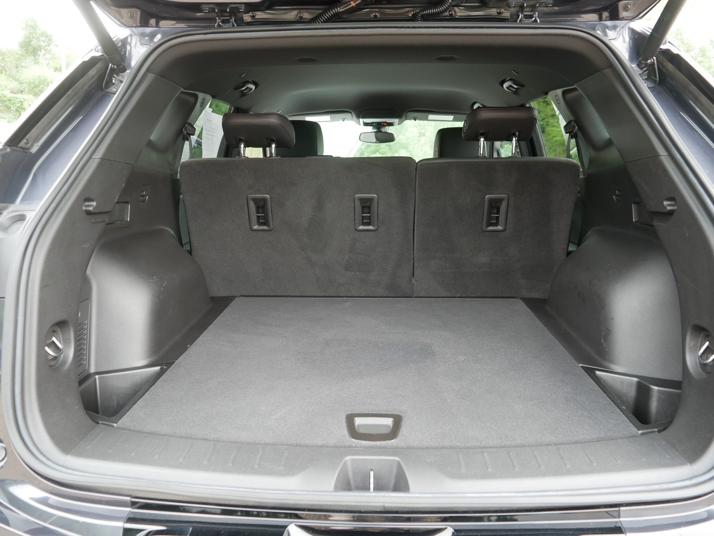 Used 2021 Chevrolet Blazer RS AWD/4WD image 17
