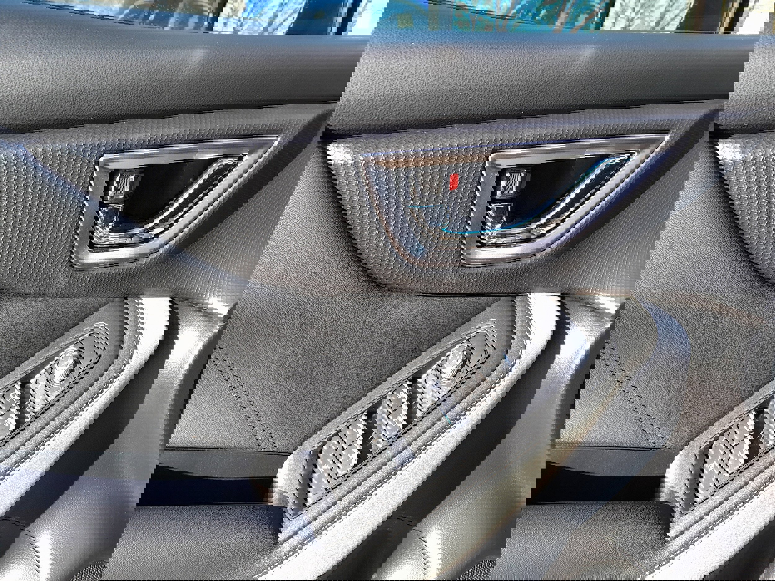 Used 2024 Subaru Forester Limited image 10