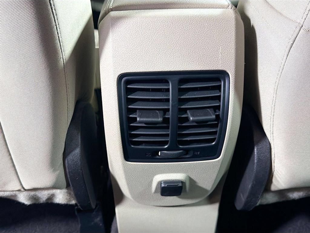 Used 2017 Ford Escape SE FWD image 24