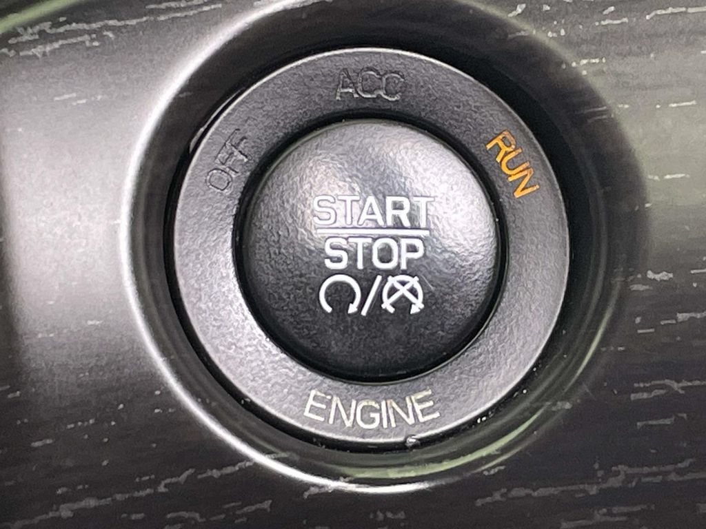Used 2014 Jeep Grand Cherokee Limited AWD/4WD image 39