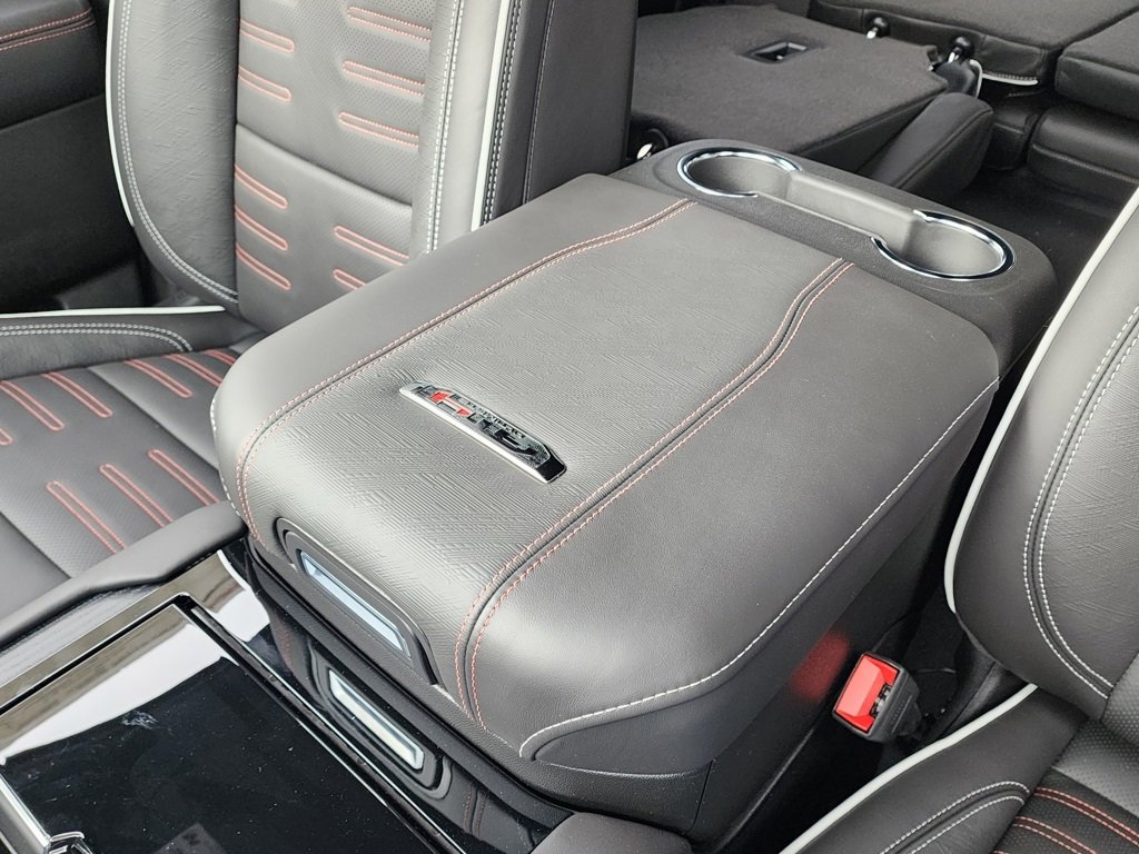 New 2026 GMC Yukon XL AT4 Ultimate image 37