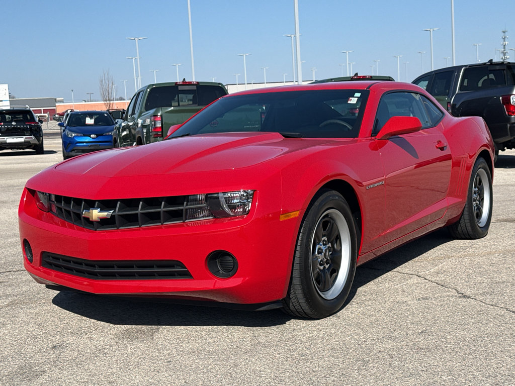Used 2013 Chevrolet Camaro LS RWD image 2