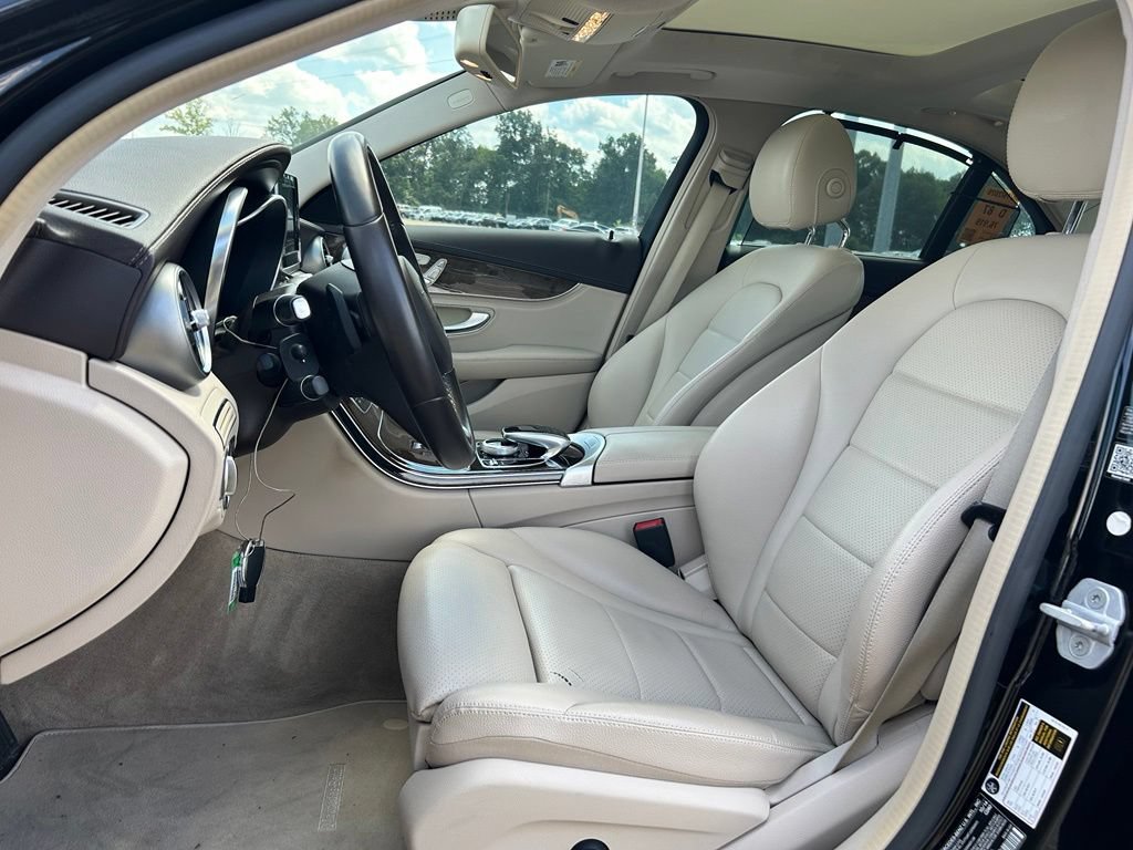 Used 2015 Mercedes-Benz C 300 4MATIC Sedan image 12