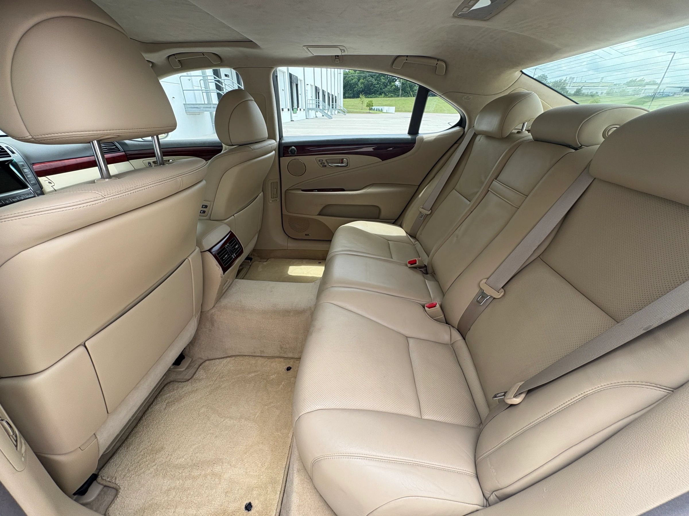 Used 2007 Lexus LS 460 L RWD image 37