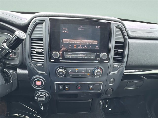 Used 2023 Nissan Titan SV image 13