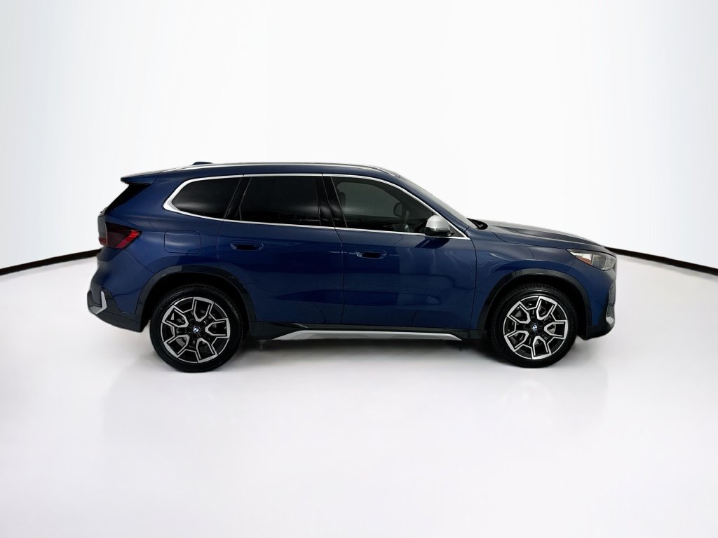Certified 2023 BMW X1 xDrive28i AWD/4WD image 4