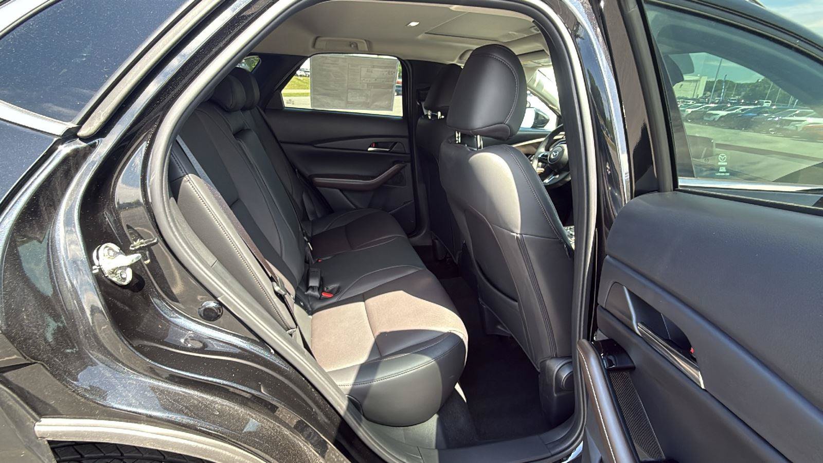 Certified 2025 MAZDA CX-30 AWD 2.5 S w/ Premium Package image 18